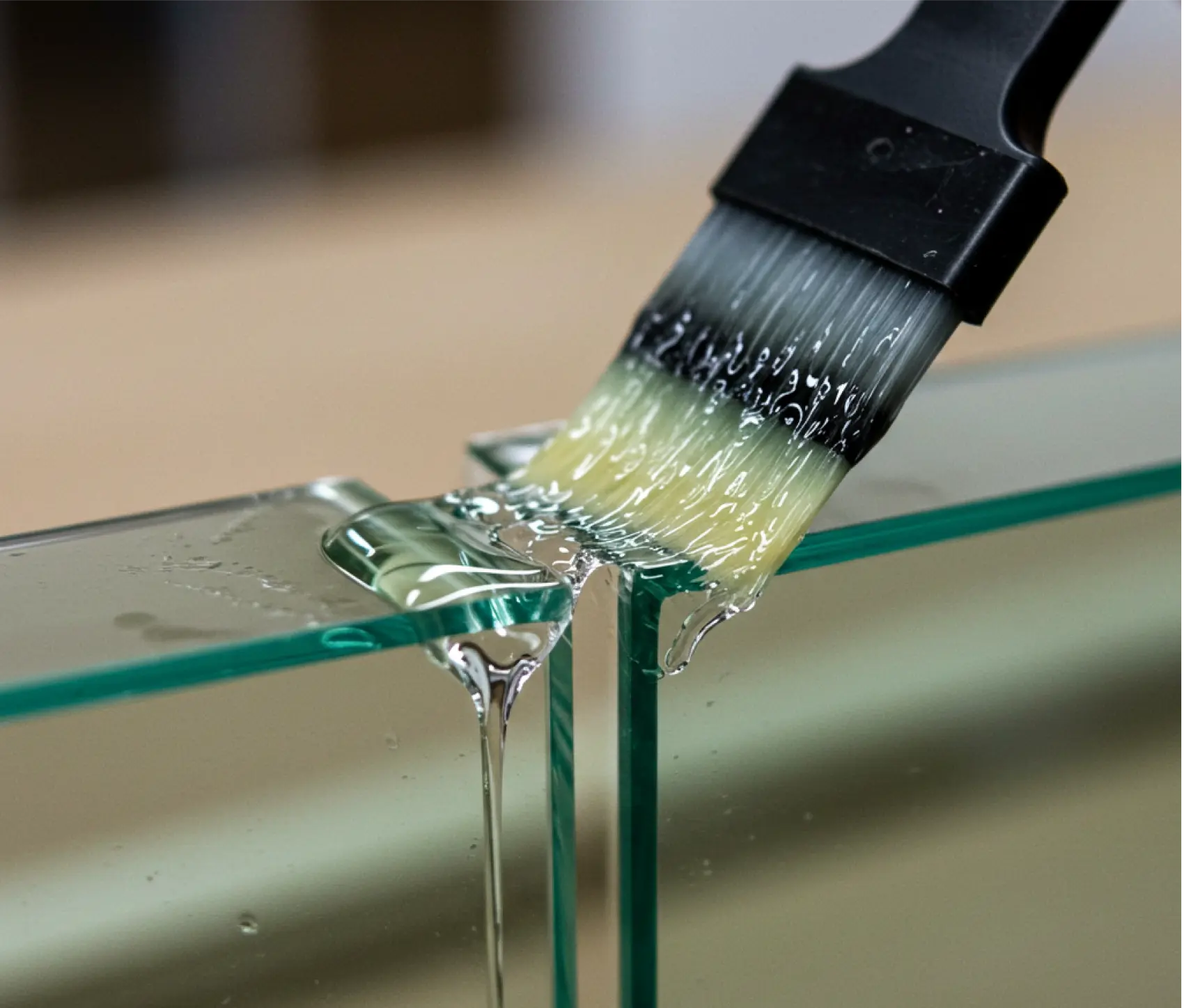 Glass Bonding Epoxy | Strong Adhesion for Glass Surfaces